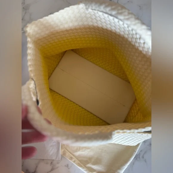 Naghedi St. Barths Medium Handwoven Dip Dyed Tote Bag with pouch. NWT - Picture 6 of 14